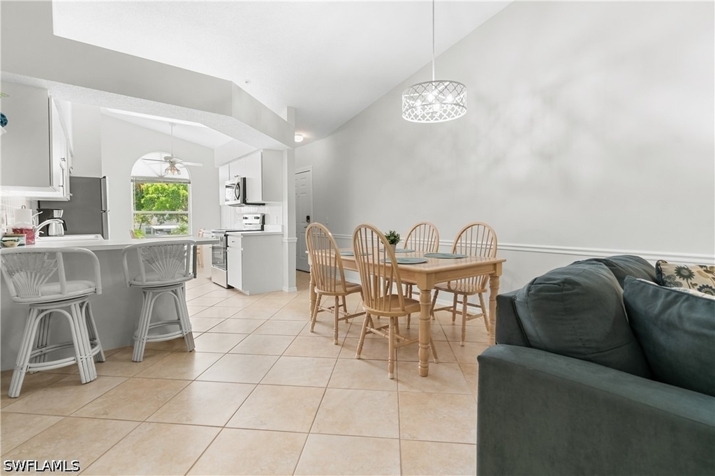 28720 Bermuda Bay Way - Photo 5