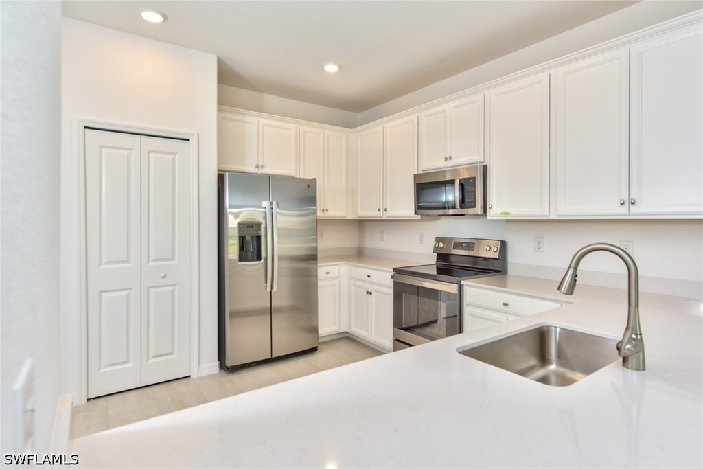 2591 Vine Avenue - Photo 5