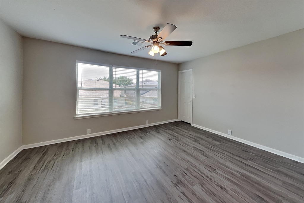 4714 Pin Oak Creek Lane - Photo 15