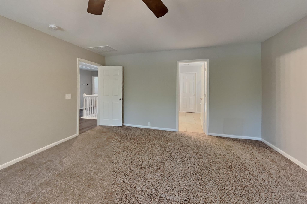 4714 Pin Oak Creek Lane - Photo 5