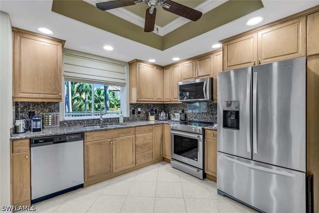 2728 Tiburon Boulevard E - Photo 6