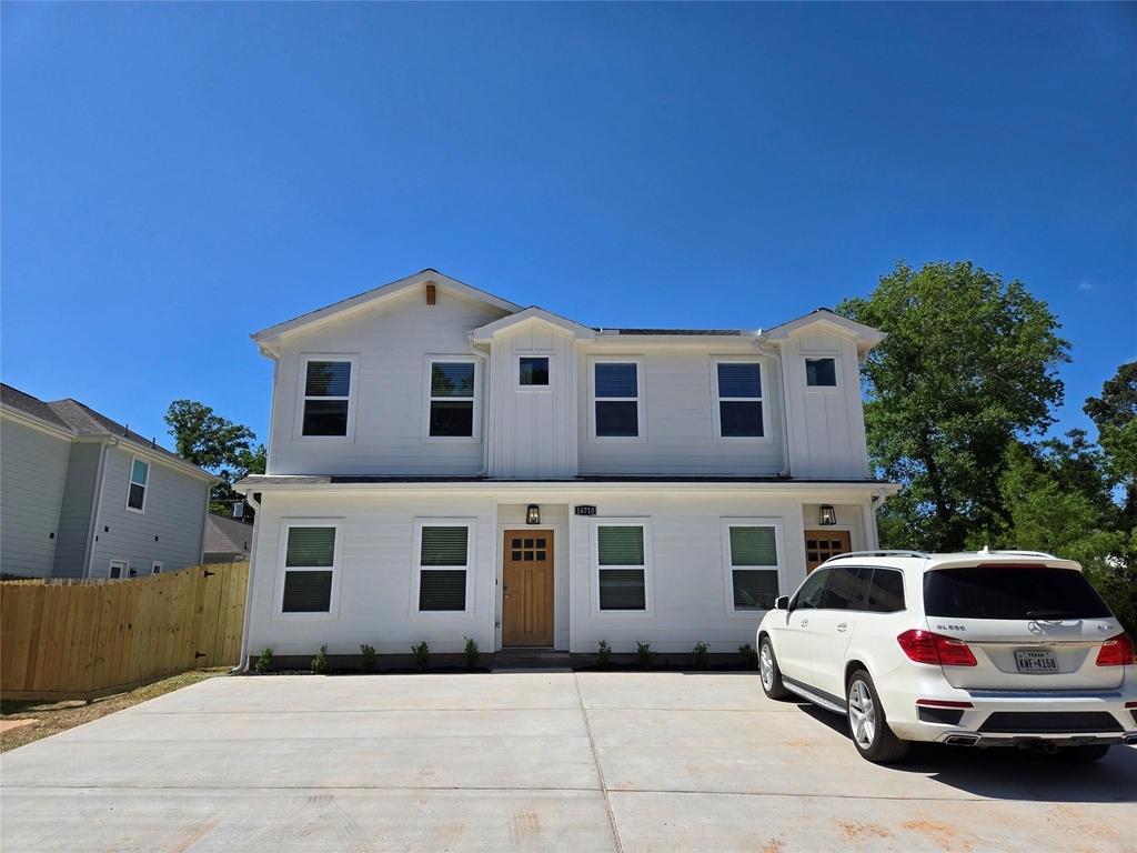 16710 Timberglen - Photo 0