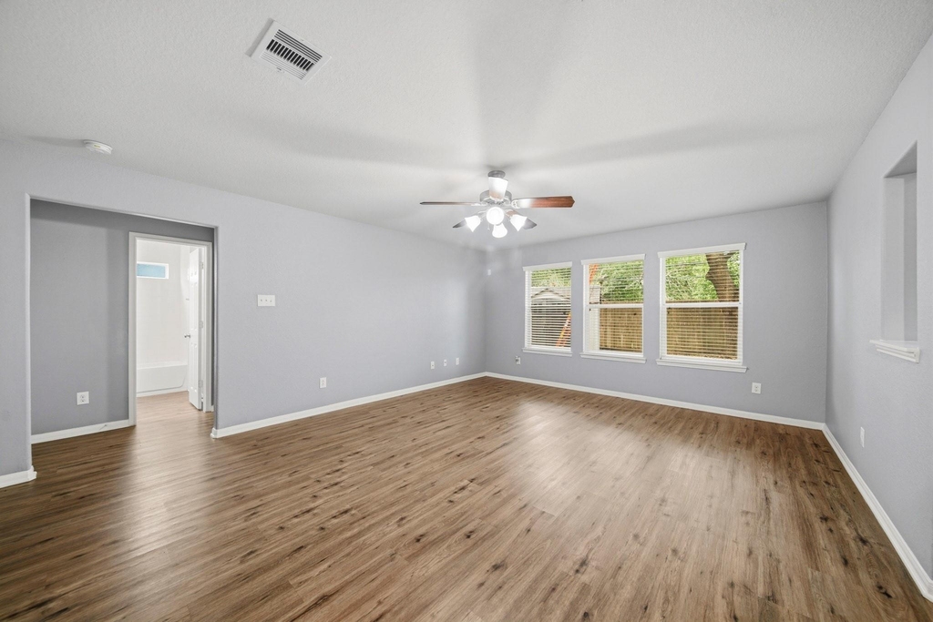 2306 Emerald Stone Court - Photo 5