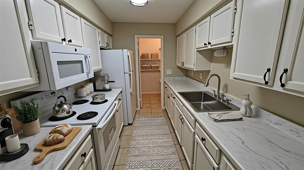 7400 Bellerive Drive - Photo 5