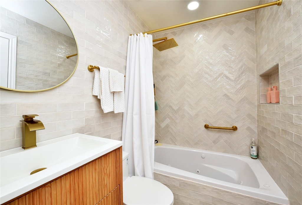 3224 Timmons Lane - Photo 24