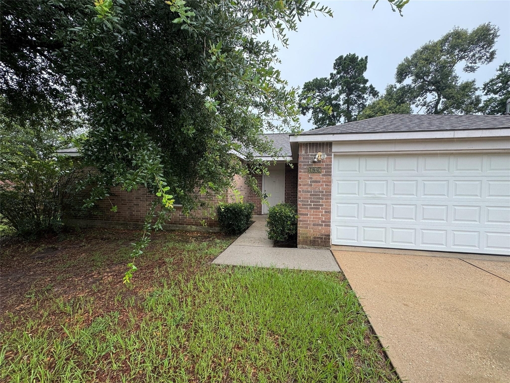 16324 Sun View - Photo 0
