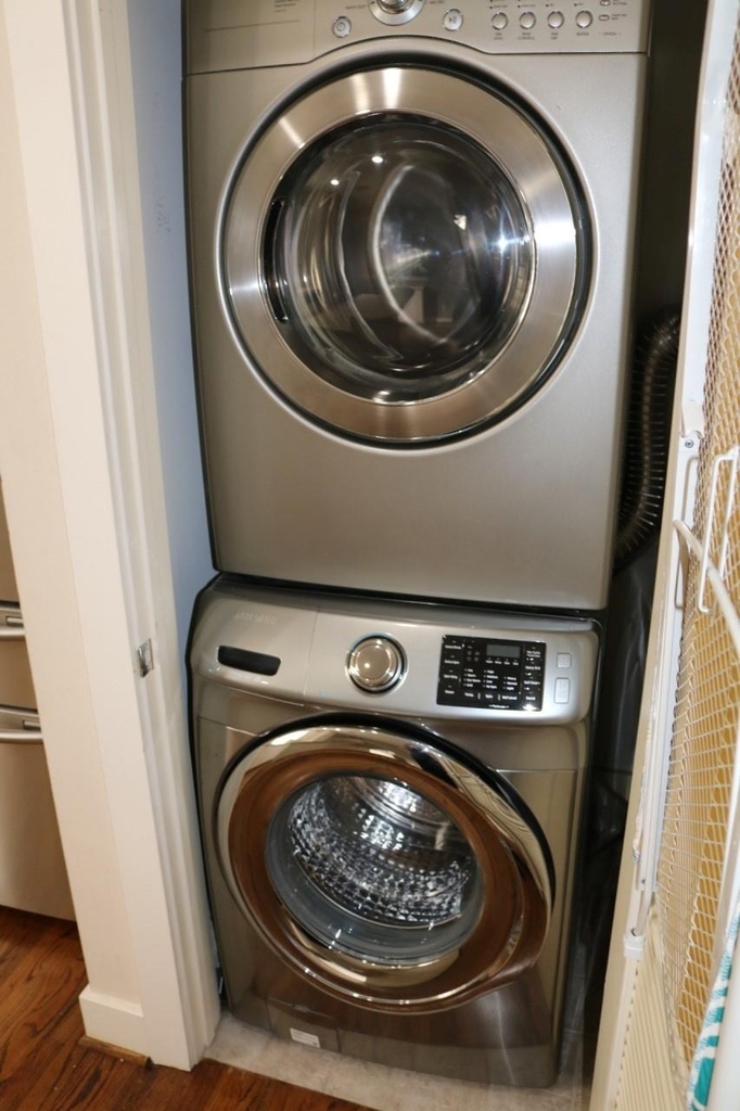 1046 W 25th Street - Photo 23