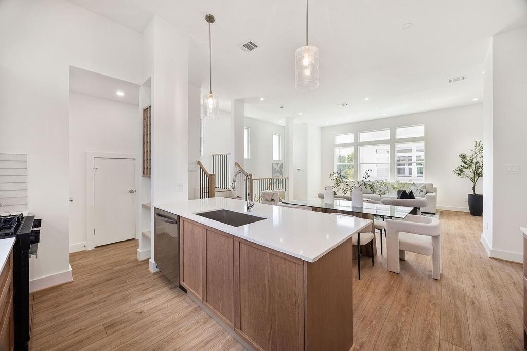 1713 Mary Street - Photo 16