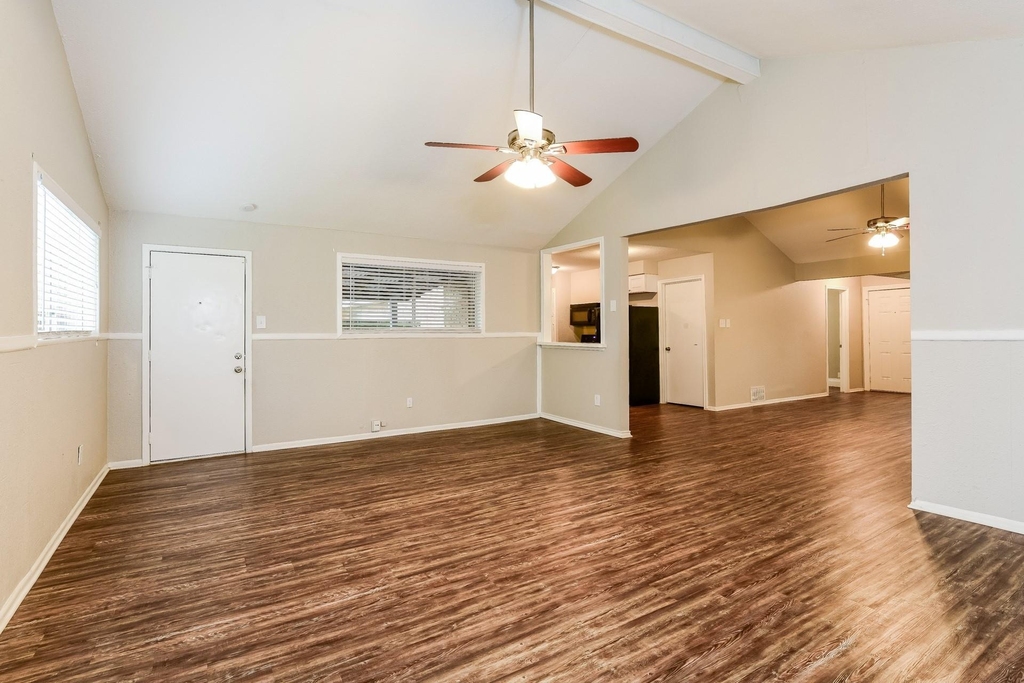 5721 Melanite Street - Photo 7