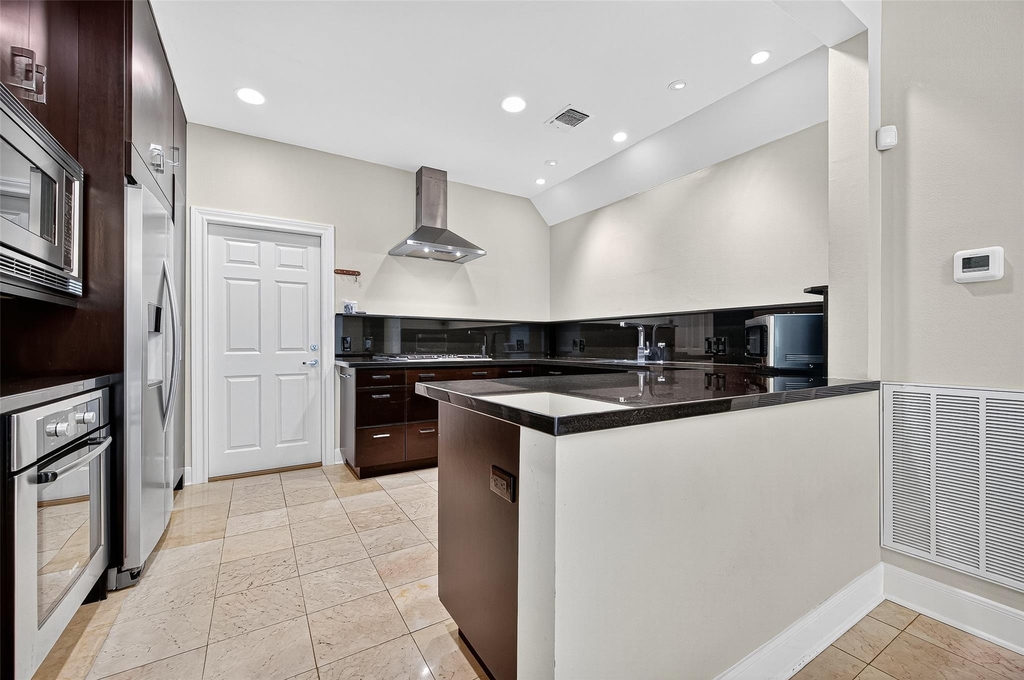 3027 Bissonnet Street - Photo 10