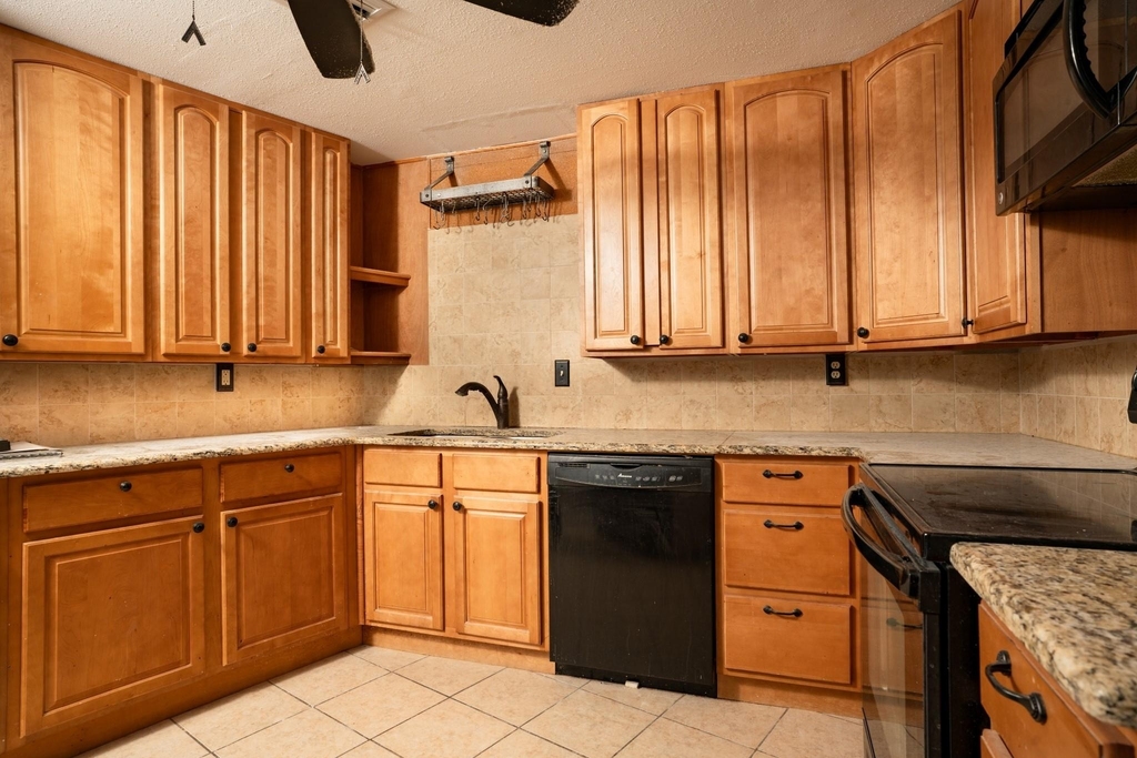 823 S Water Street - Photo 9