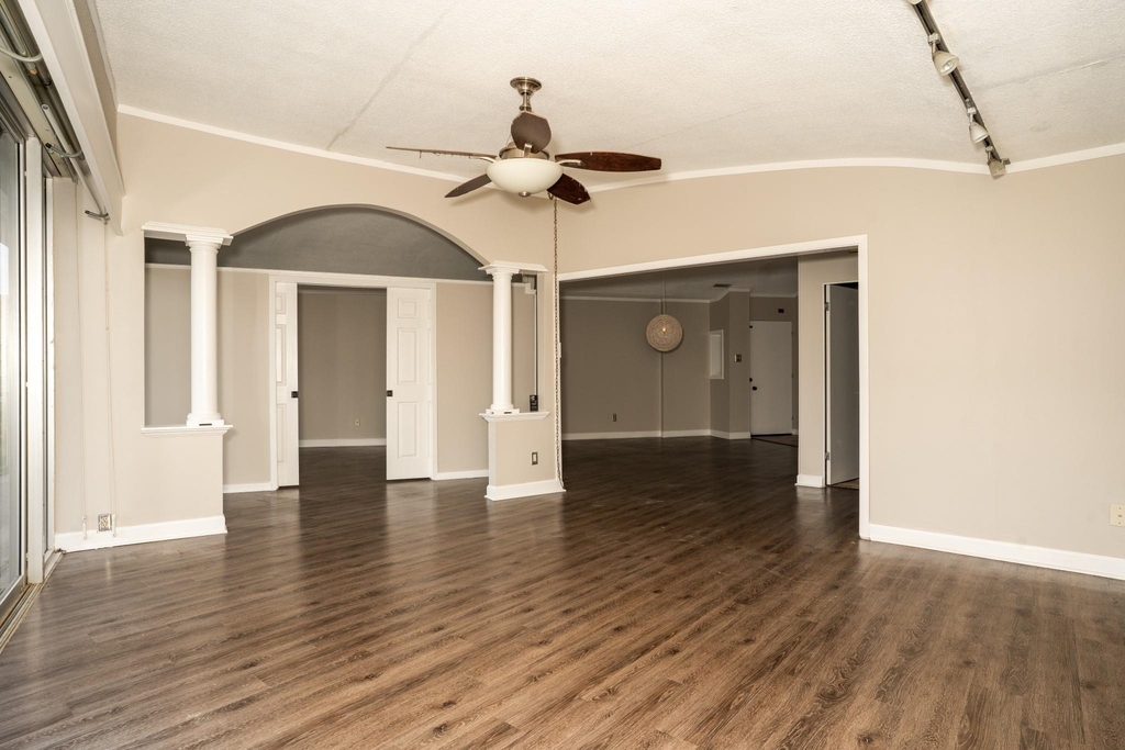 823 S Water Street - Photo 3