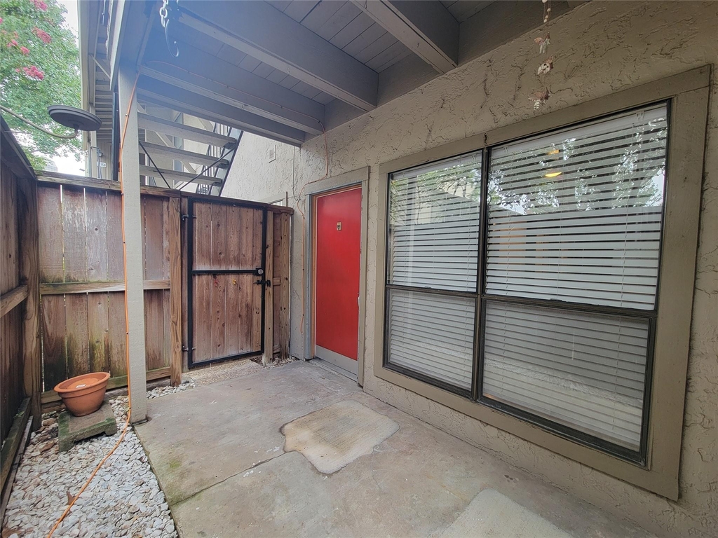 5711 Sugar Hill Drive - Photo 4