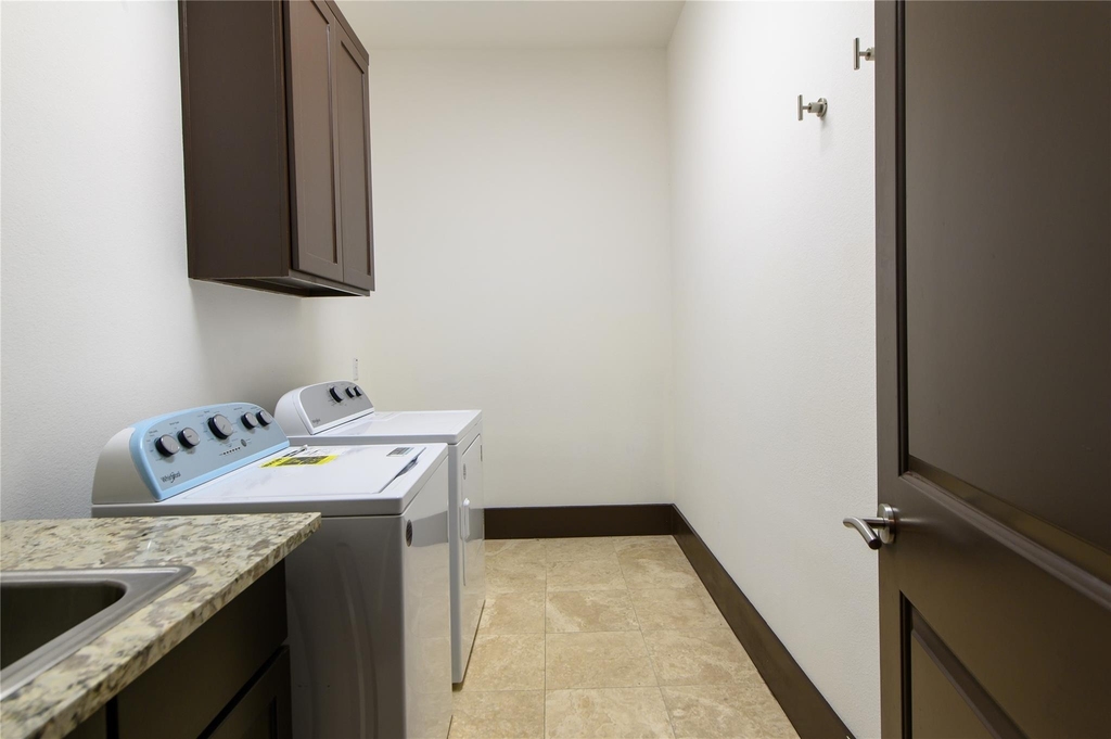 30 Freestone Stream Place - Photo 30