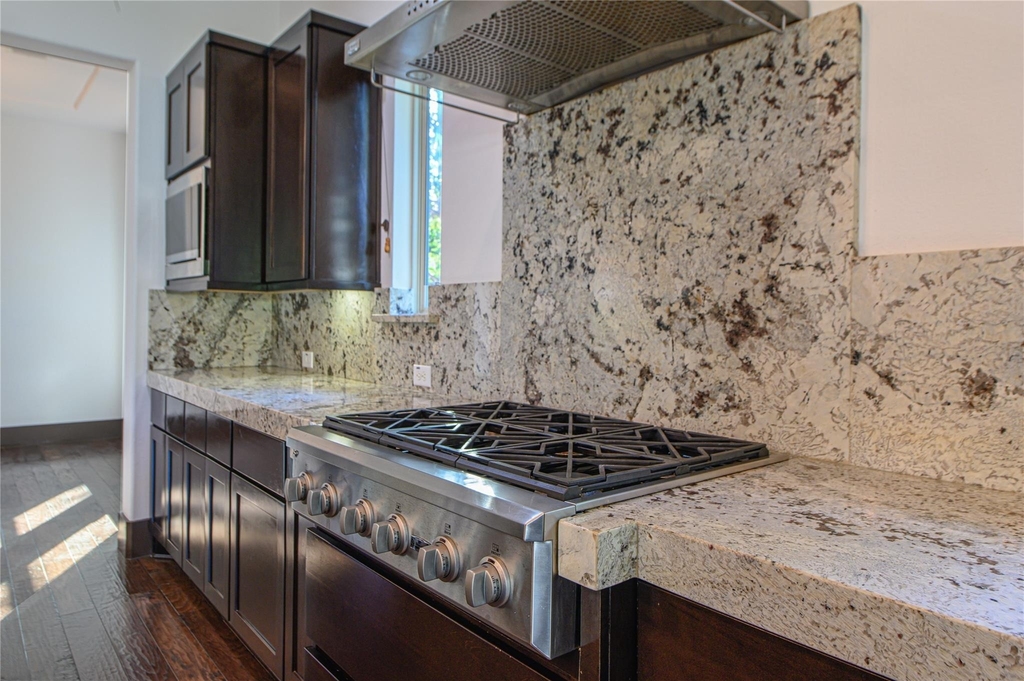 30 Freestone Stream Place - Photo 14