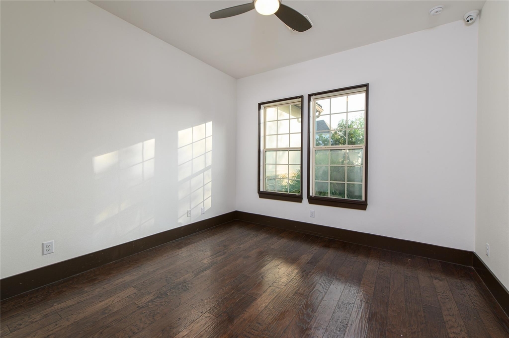 30 Freestone Stream Place - Photo 35