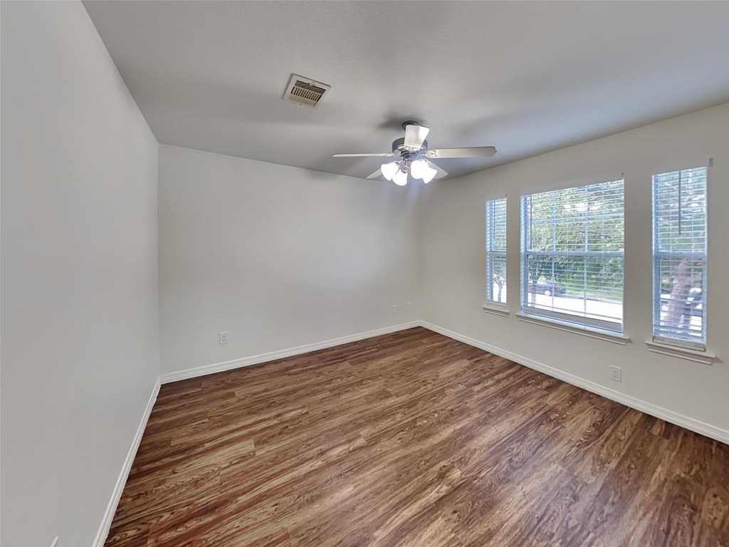 26949 Carriage Manor Lane - Photo 10