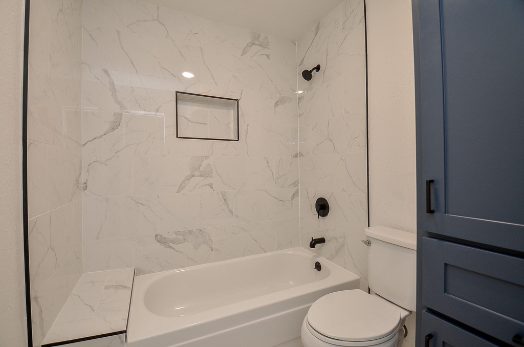 2333 Bering Drive - Photo 21