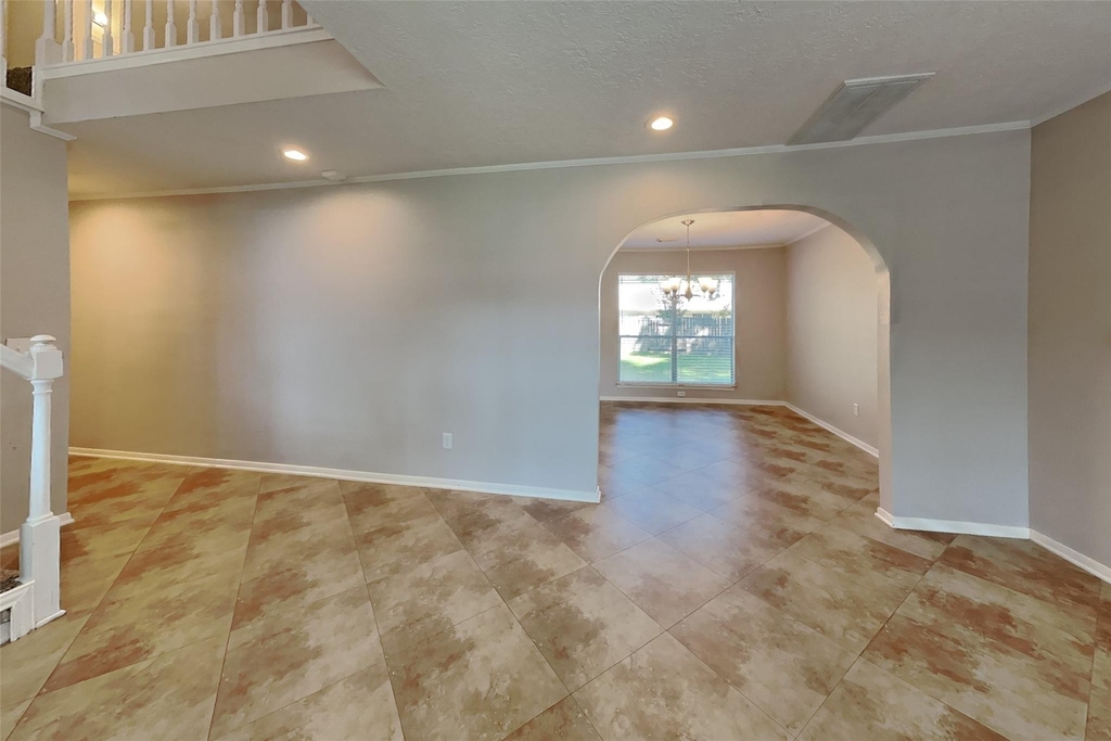 9322 Wandsworth Drive - Photo 2