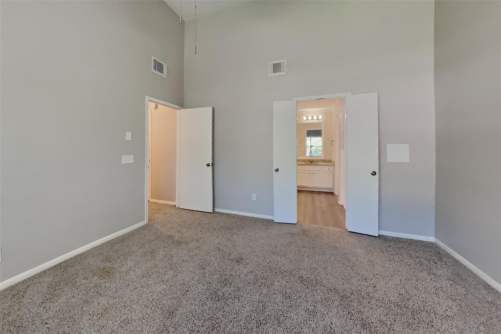 9322 Wandsworth Drive - Photo 9