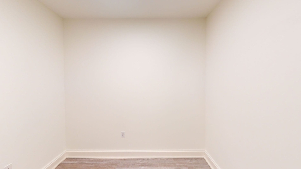 10 Hanover Square - Photo 4
