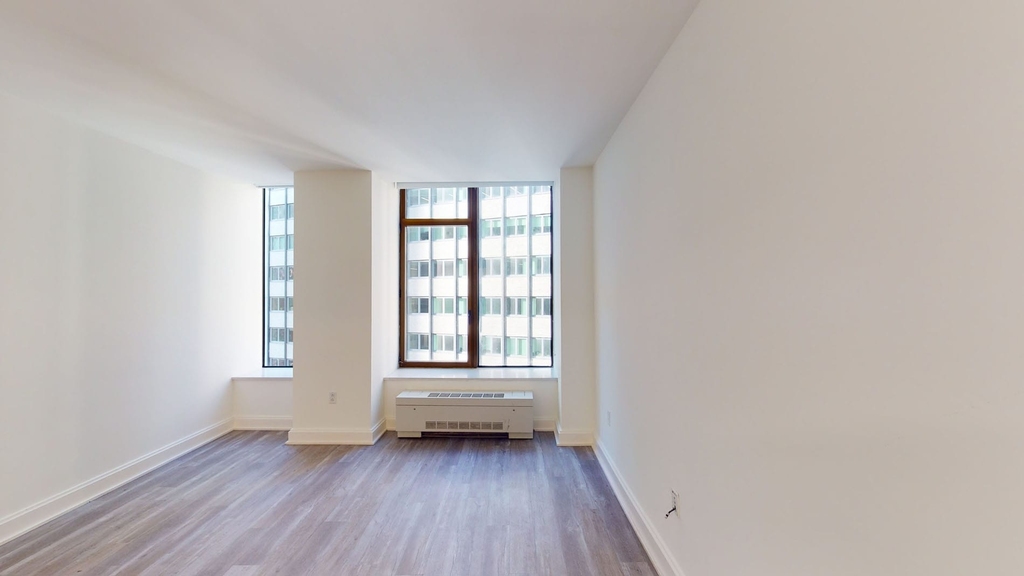 10 Hanover Square - Photo 3