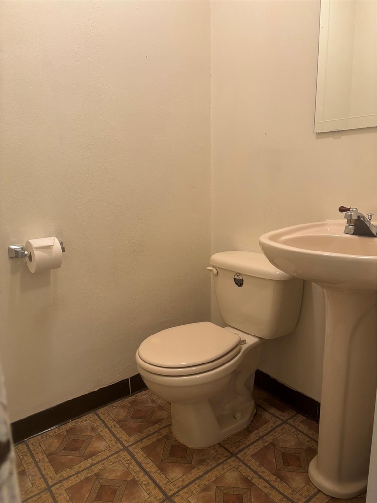 4713 Saxon Street - Photo 17