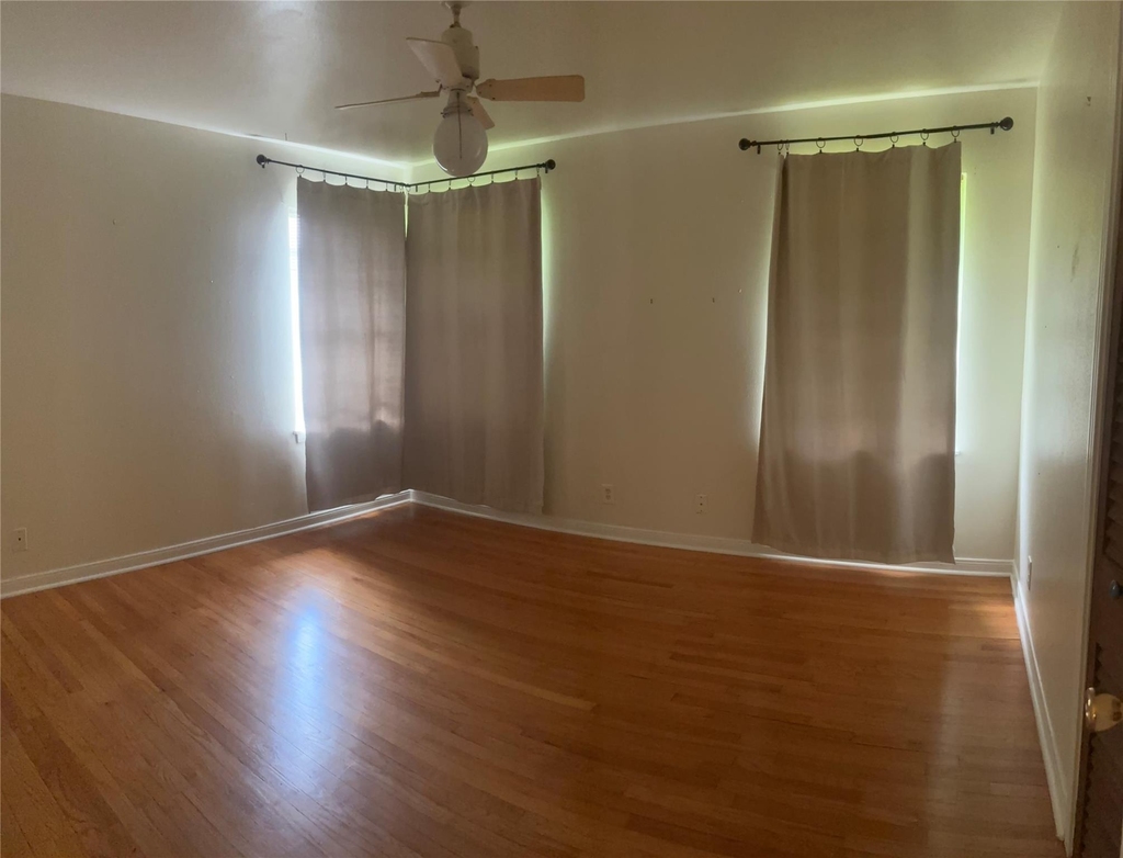 4713 Saxon Street - Photo 12