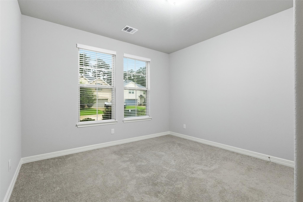 119 Buttonwood Court - Photo 3