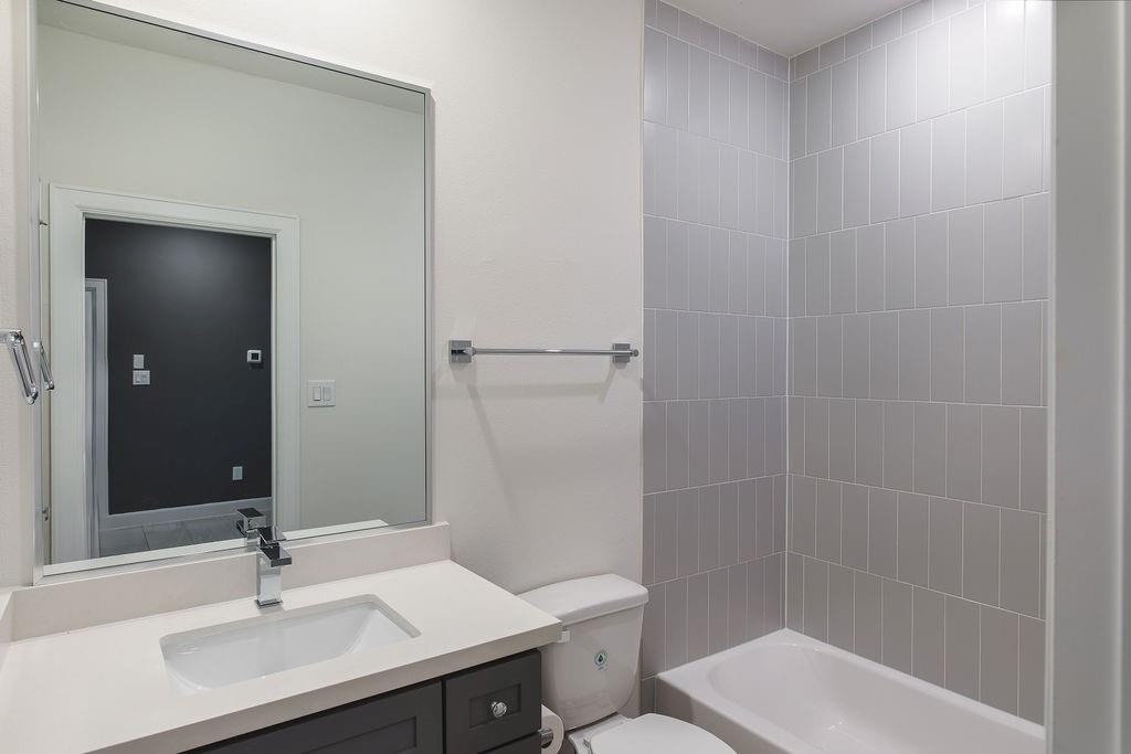 2726 Eado Edge Court - Photo 4