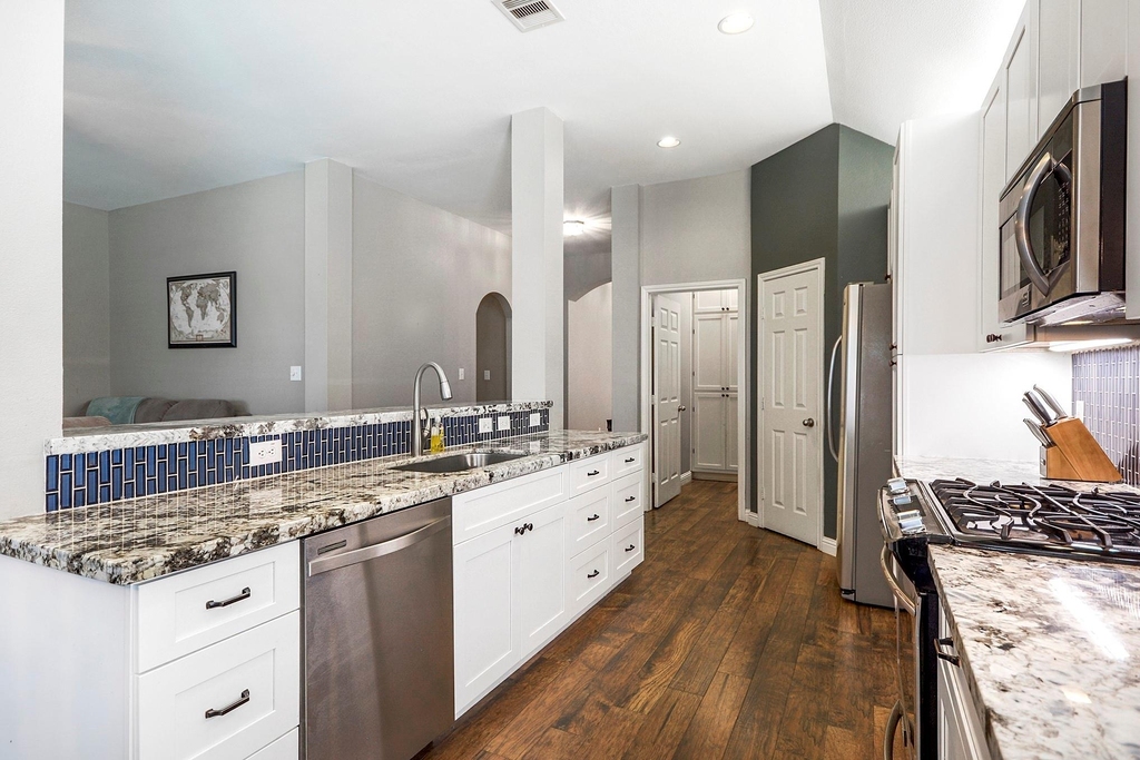 28139 Canyon Wren Drive - Photo 11