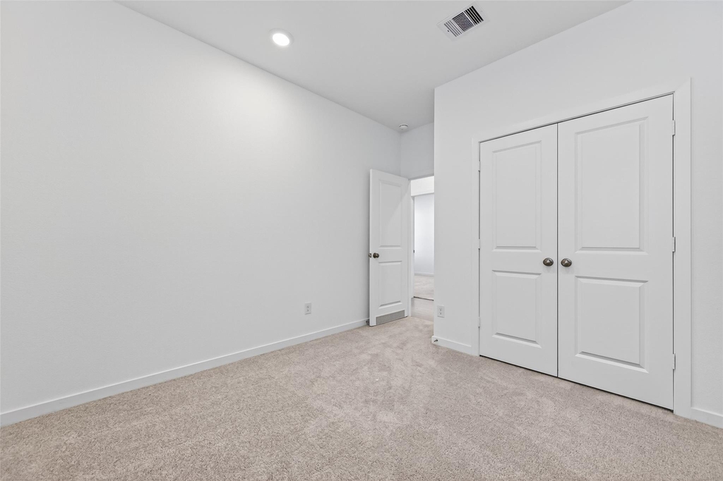 27435 Sunterra Village Dr - Photo 14