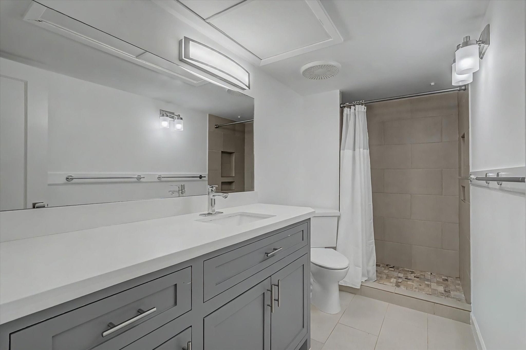 7575 Katy Freeway - Photo 38