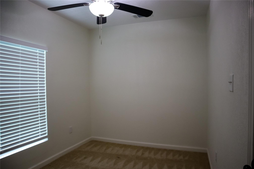 621 North Street - Photo 18