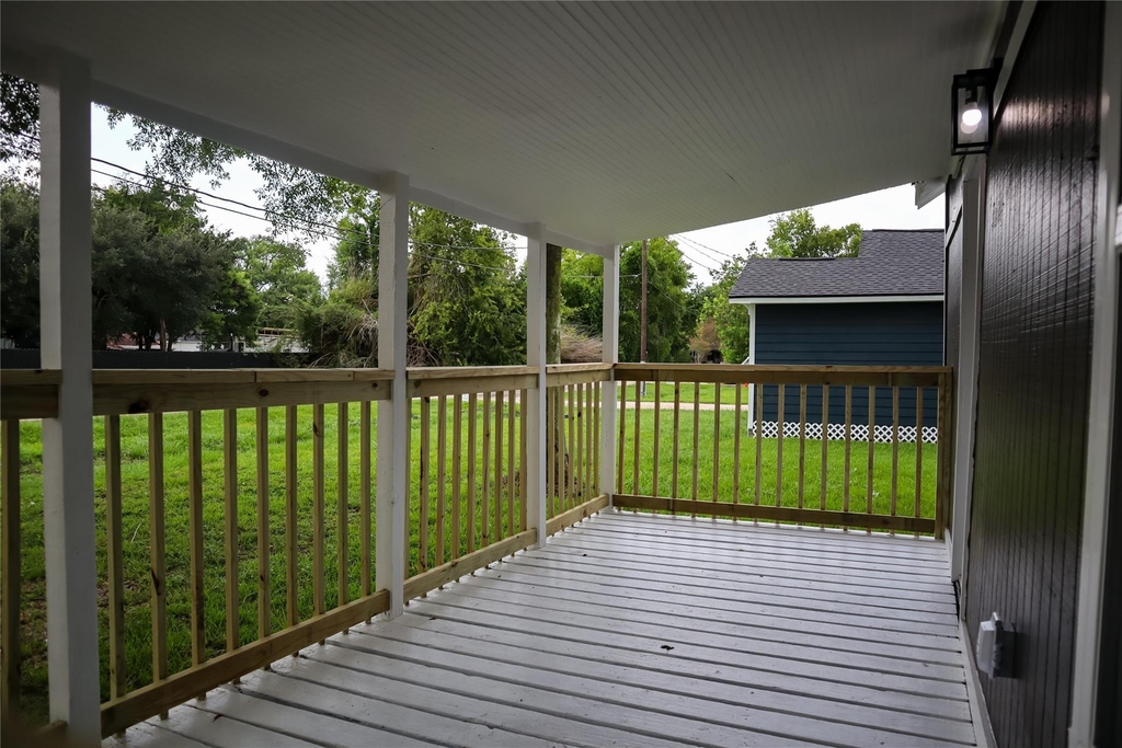 621 North Street - Photo 29