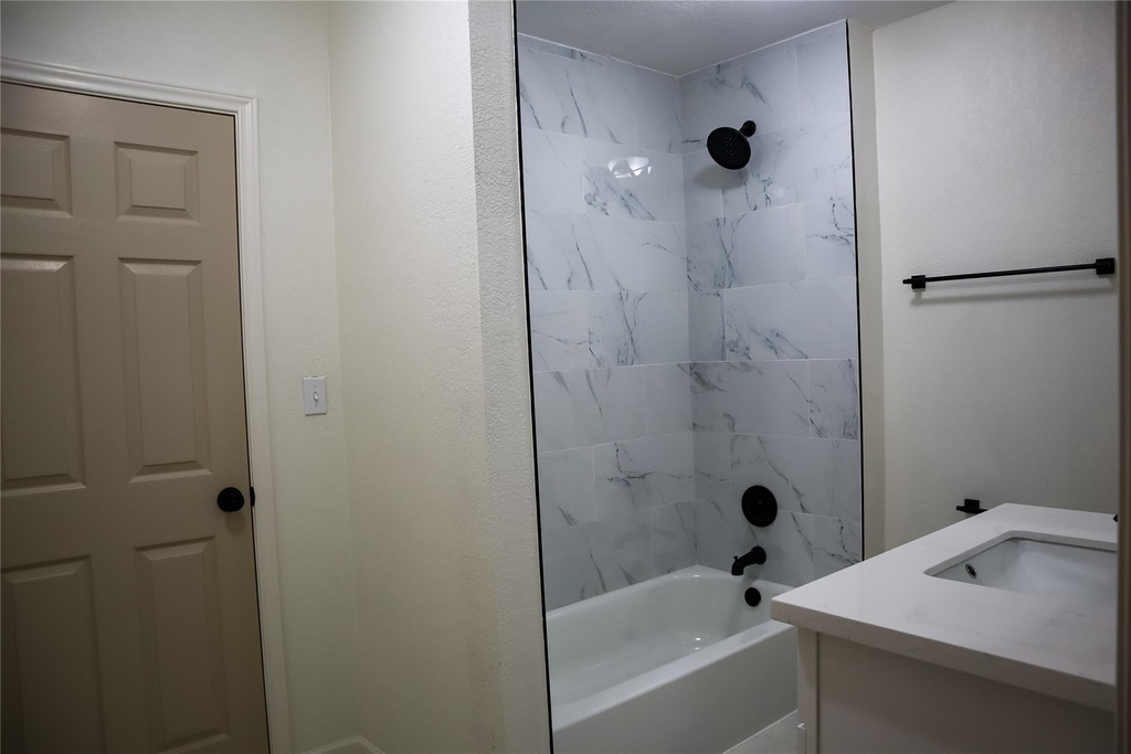 621 North Street - Photo 40