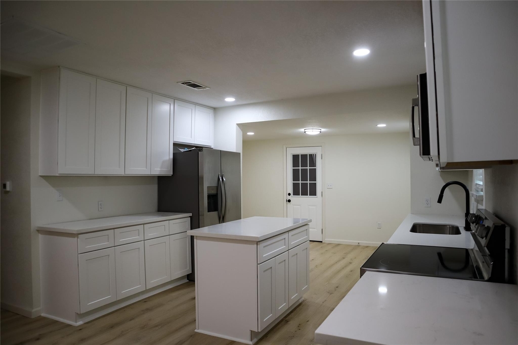 621 North Street - Photo 33