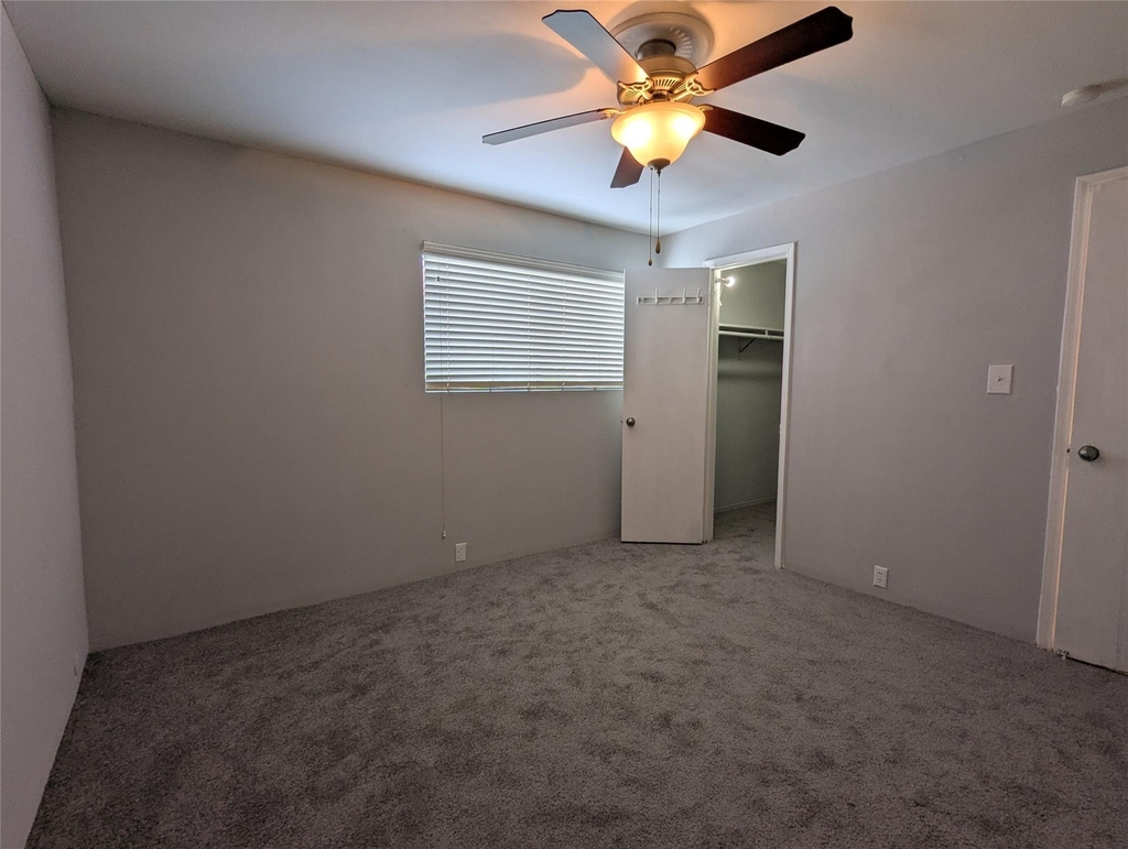 525 Heights Boulevard - Photo 2
