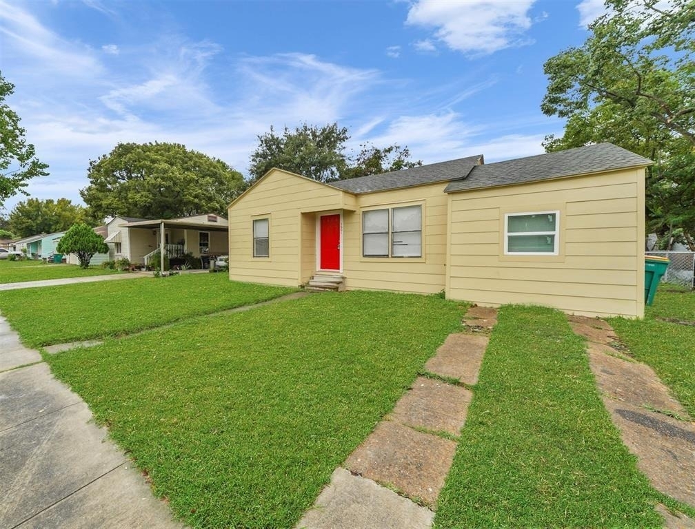1601 Alabama Street - Photo 1