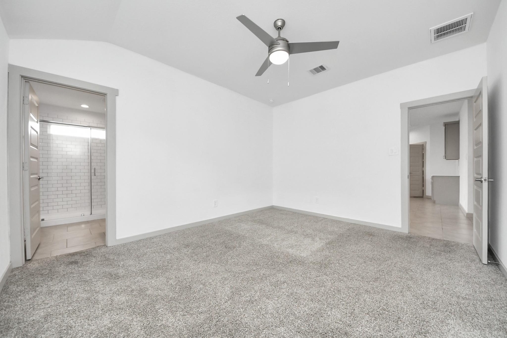 28930 Yulee Mill Drive Drive - Photo 2