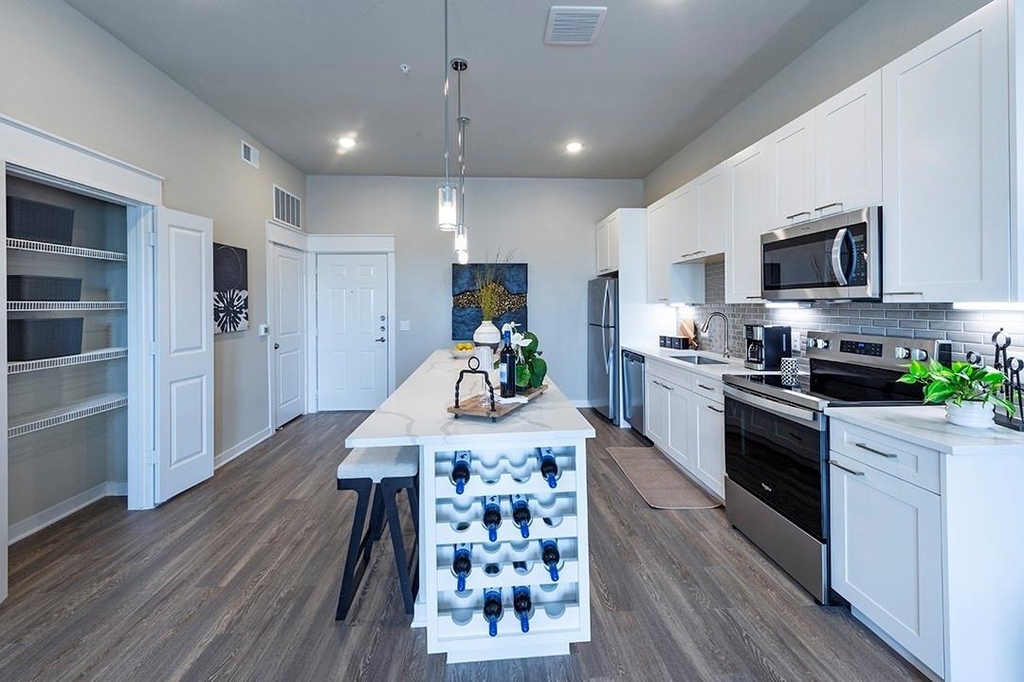 125 Prairie Parkway - Photo 8