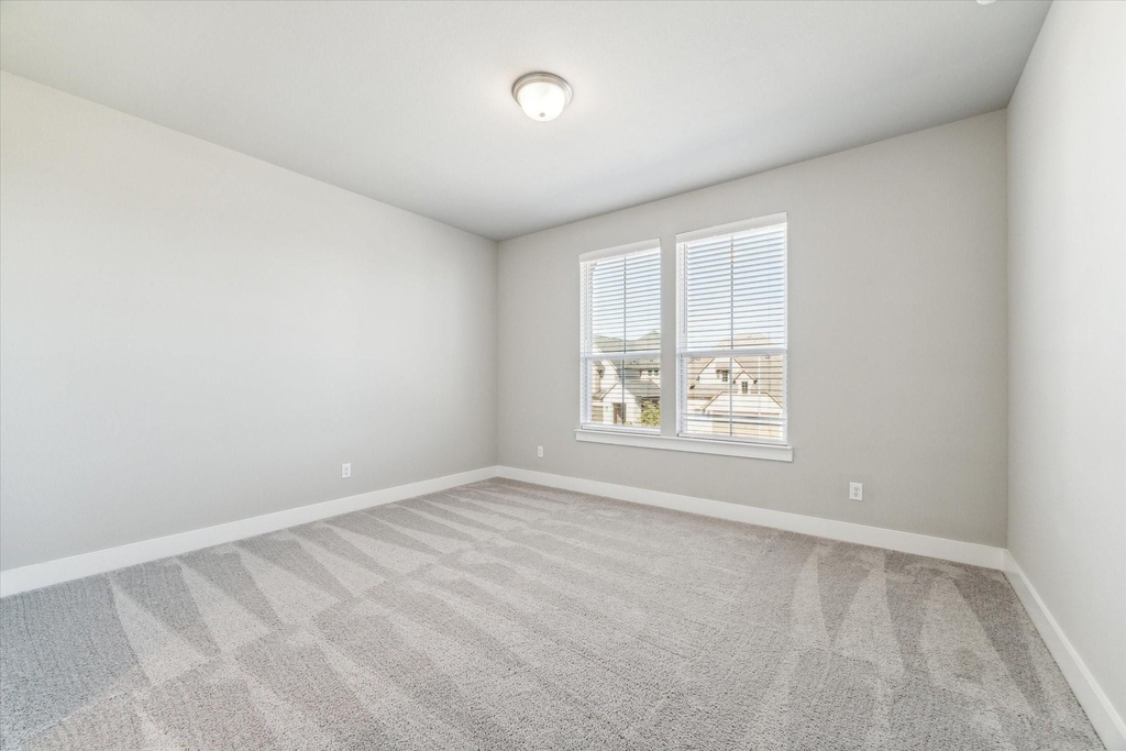 127 Nightshade St - Photo 11