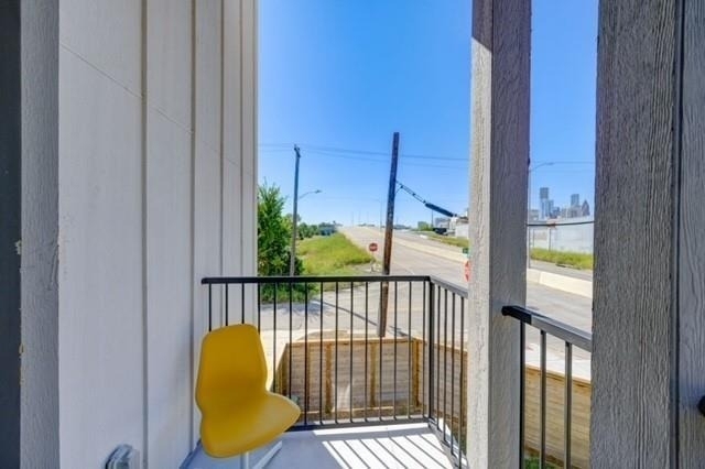 1805 Brooks Street - Photo 4
