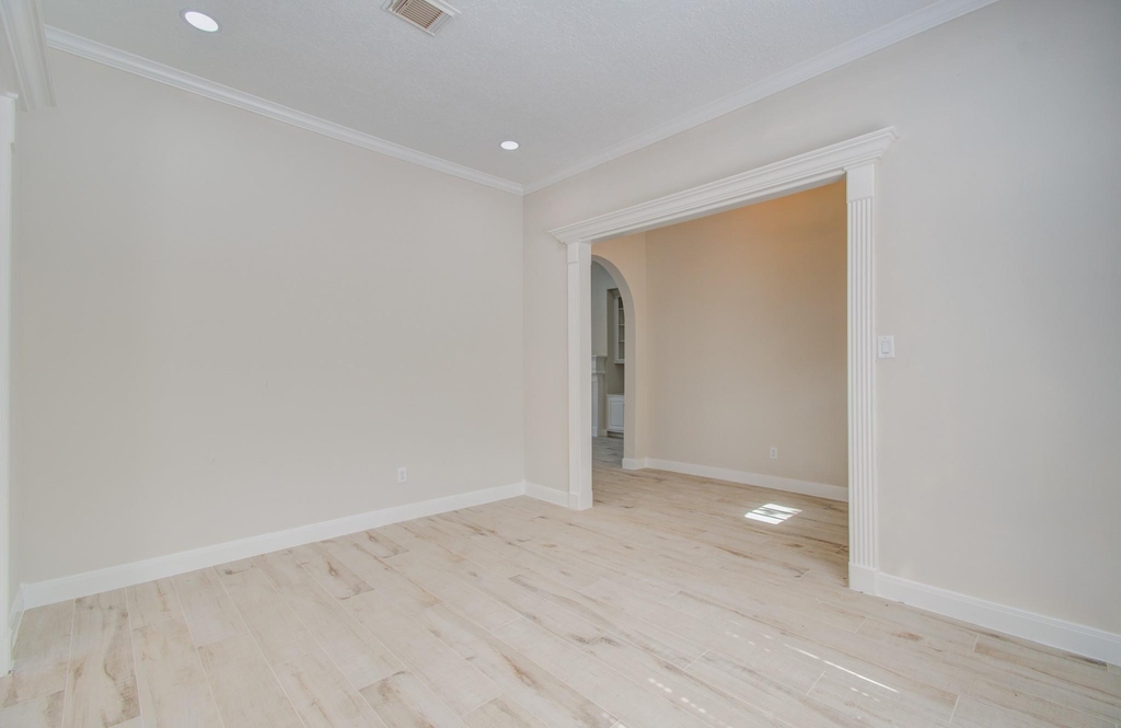 1711 Stone Meadows Lane - Photo 6
