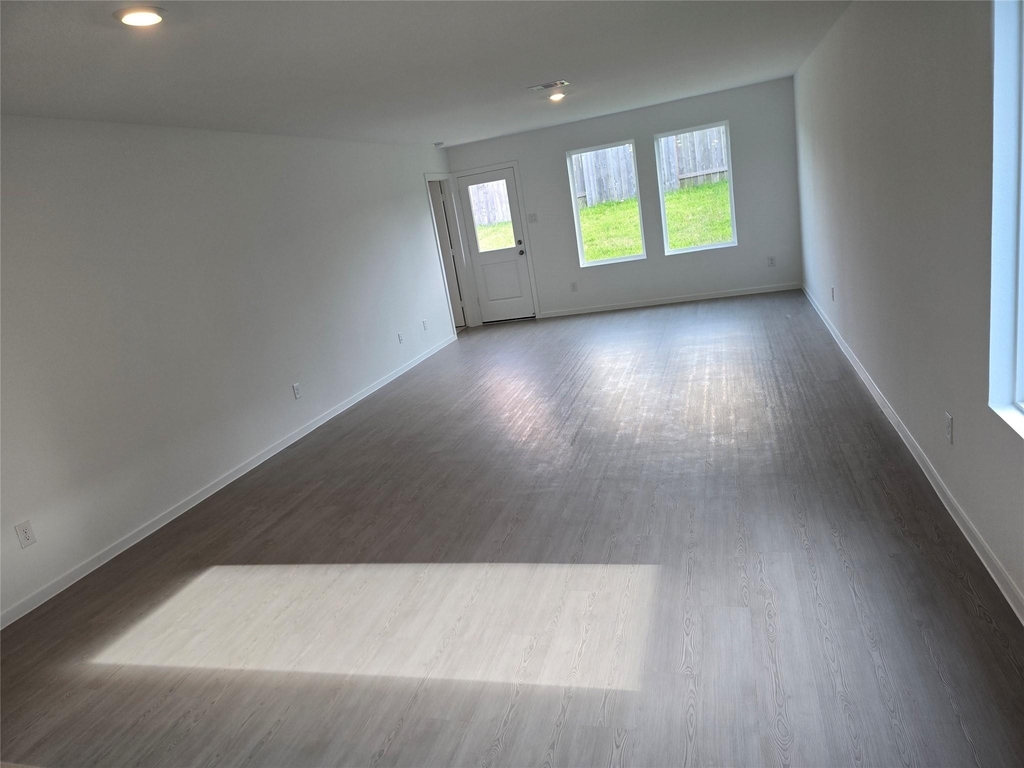 25561 Blossom Court - Photo 14