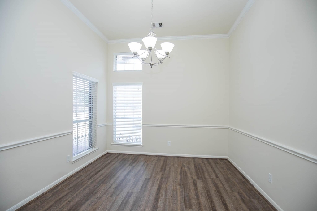 835 Aqua Vista - Photo 13