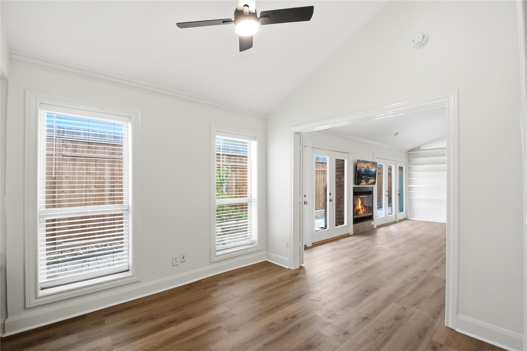 2501 Driscoll Street - Photo 5