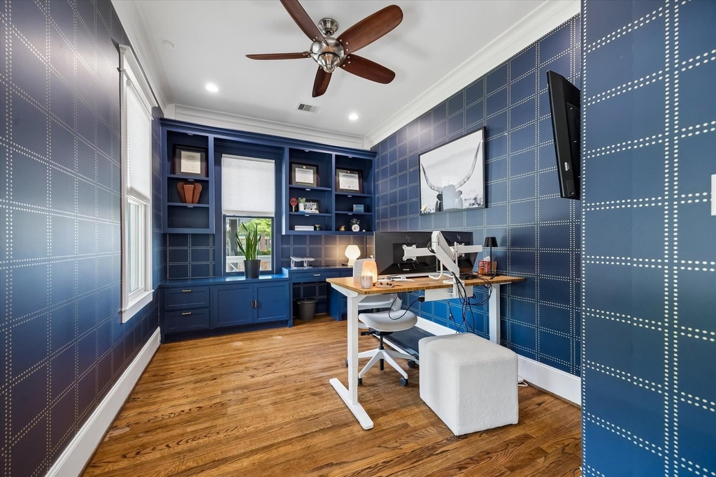 345 W 16th Street - Photo 6