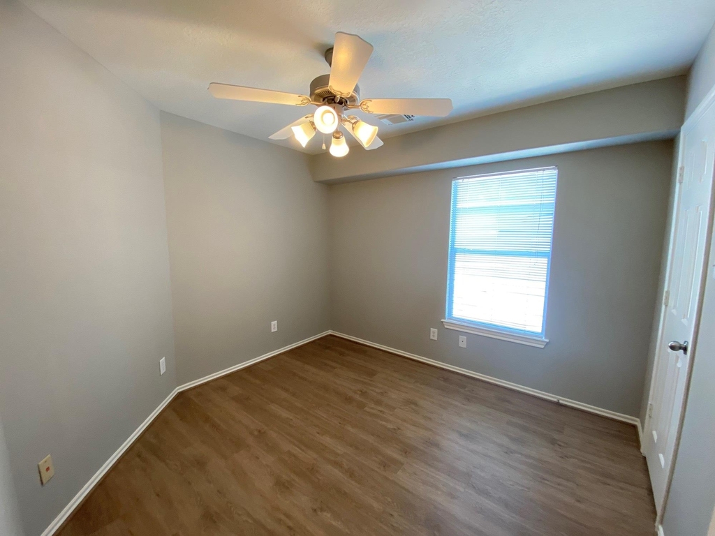17234 Oakwood Chase Drive - Photo 13