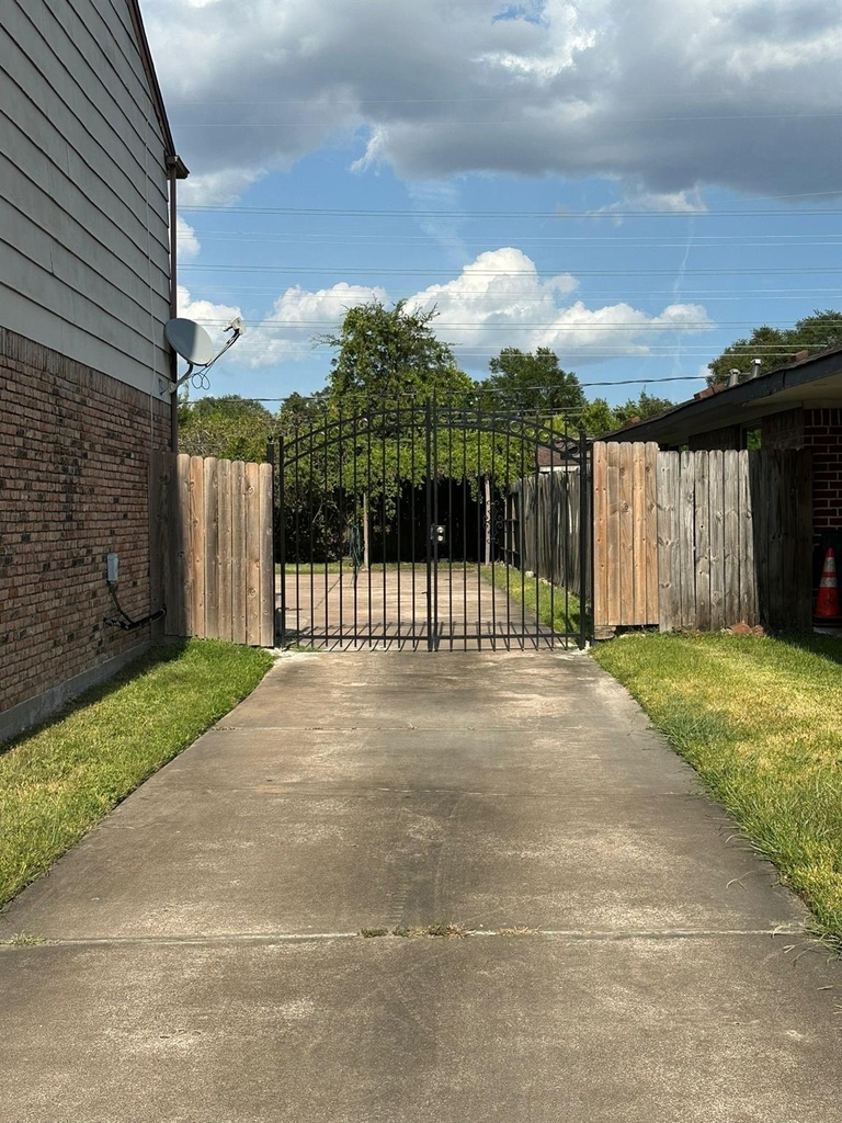 7305 S Gessner Road - Photo 11